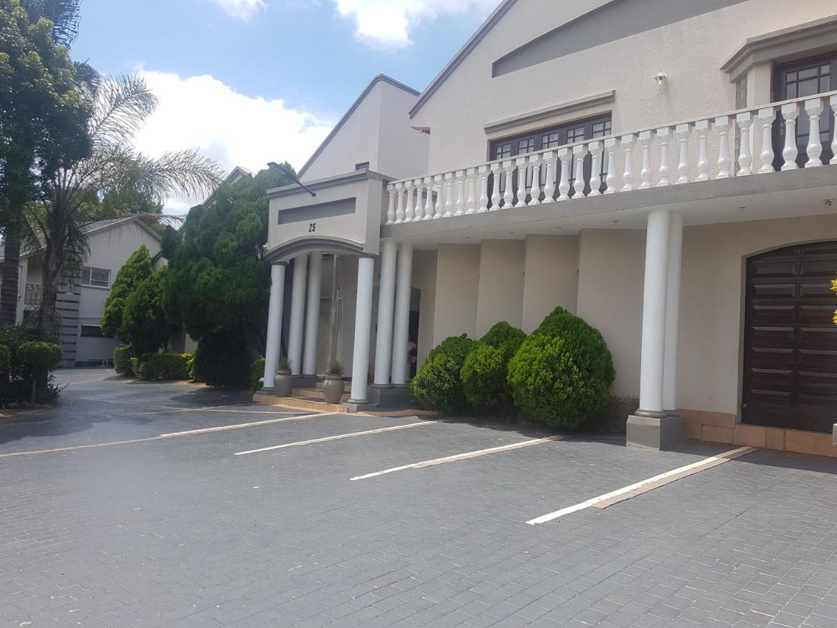 Cornerstone Guest Lodge Pretoria-Noord Exterior foto